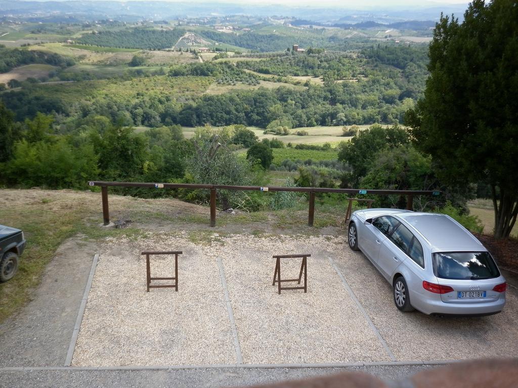 Podere Le Grotte San Gimignano Cameră foto