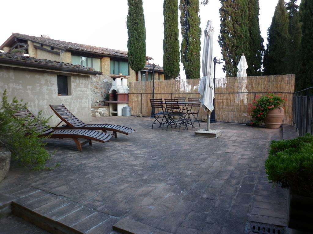 Podere Le Grotte San Gimignano Exterior foto